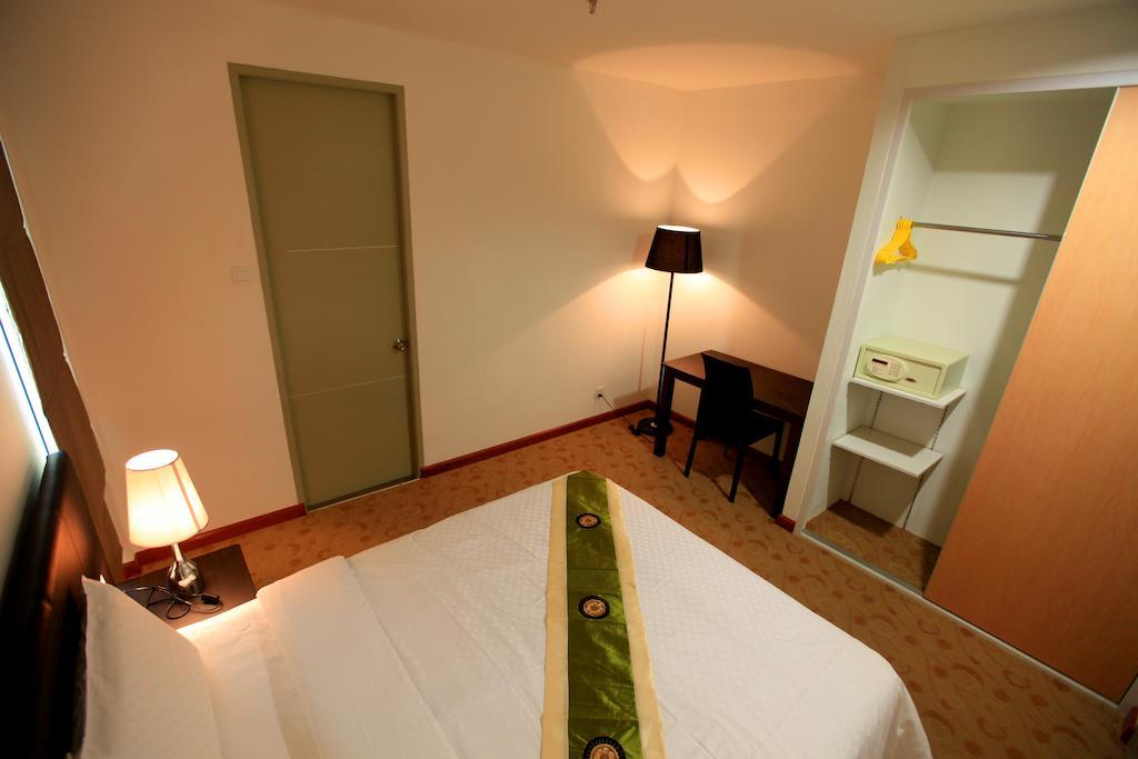 Merdeka Suites Hotel Miri Exterior photo